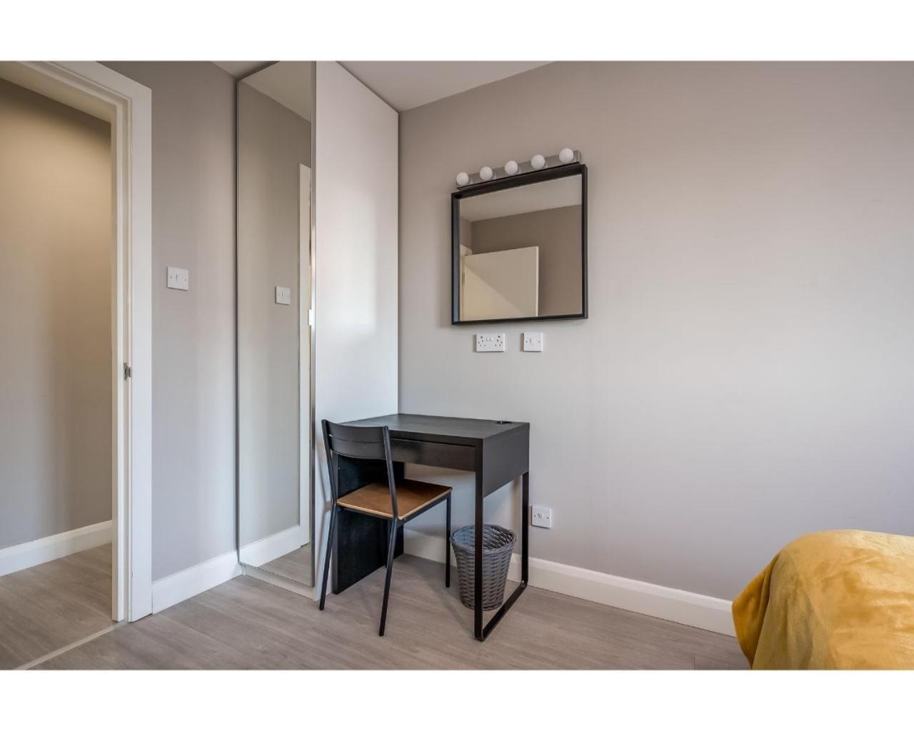 Central Belfast Apartments: Citygate Стая снимка