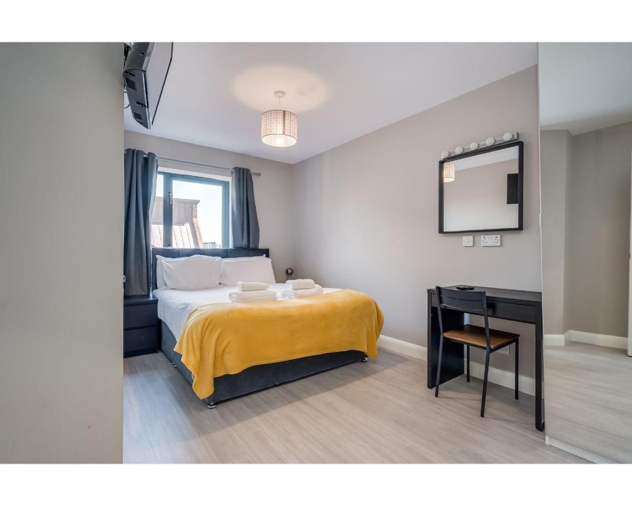 Central Belfast Apartments: Citygate Стая снимка