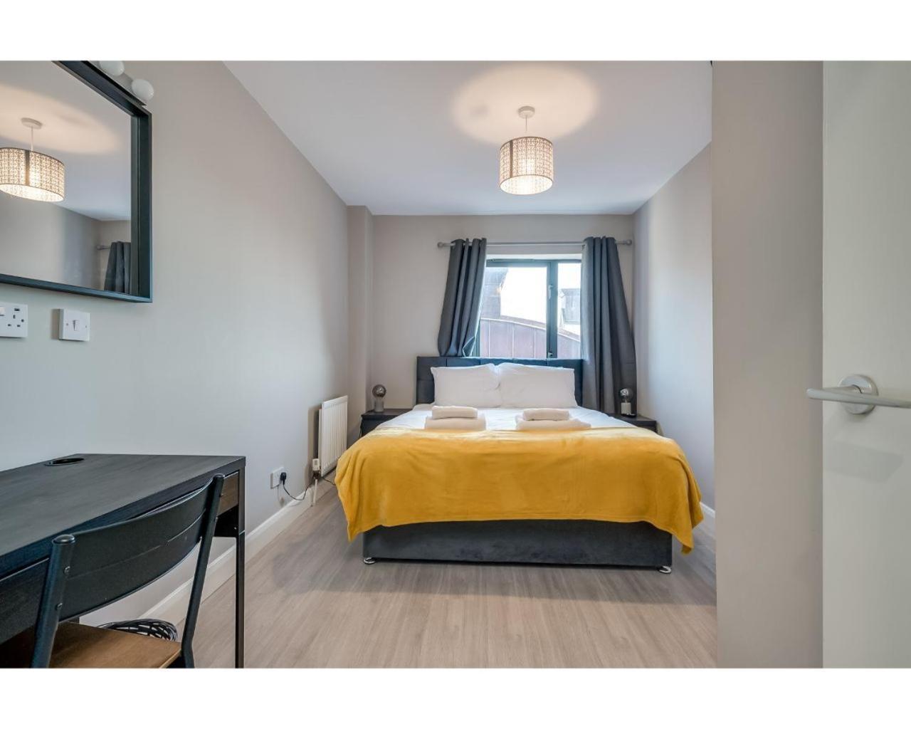 Central Belfast Apartments: Citygate Стая снимка